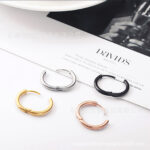 Classic titanium steel earrings, non-fading cartilage ear clips - Image 3