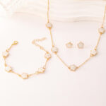 Lucky flower jewelry set female five-leaf clover necklace bracelet - Image 2