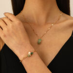 Jewelry, green crystal conch bracelet, two-piece jewelry set