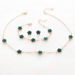 Lucky flower jewelry set female five-leaf clover necklace bracelet - Image 5