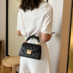 Women's Ins Style Chain Crossbody Bag 2026 Korean Fashion Small Square Handbag For Daily & Party Use - Image 3
