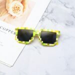 Yellow square