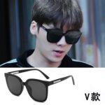M6 - black frame gray flakes