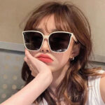 Summer Sun Protection Seaside UV Protection Glasses, Universal for Couples Use for Men and Women