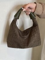 2026 Women's Fashionable Woven Shoulder & Armpit Bag Versatile Work Tote & Lunch-Box Style Crossbody Bag - Image 2