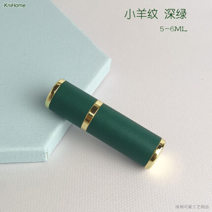 5ML gold shell; Little Sheep Pattern: Dark Green; Zinc alloy veneer + inner glass bottle