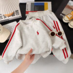 Korean Spring and Autumn New Children's Set 2026 Fashionable Sweatshirt Set for Boys and Girls, Children's Spring Sports Children's Wear