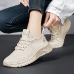 Women's Plus-Size Flyknit Slip-On Flat Shoes  Lightweight Breathable Soft-Sole Walking Shoes - Image 2