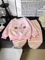 Girls' sweatshirt set autumn outfit 2025 new children's foreign fashionable baby clothes casual two-piece set spring and autumn trend - Image 4