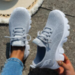 Women's Plus Size Flyknit Sneakers 2025 Summer Breathable & Lightweight Casual Mom Shoes - Image 4