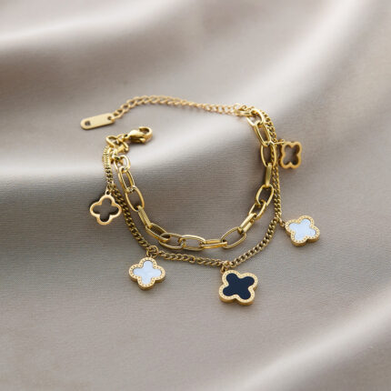 Double four-leaf clover gold