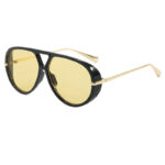 Black frame yellow piece