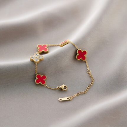 Four-leaf clover red diamond double-sided