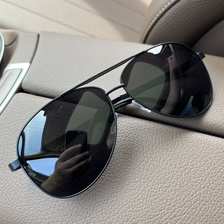 O1CN01lQlLcT2CYe6psMq71_2219624108486-0-cib-1.jpg Pilot Sunglasses Drivers And Male Driving Special Toad Goggles UV Protection HD Men's Sunglasses Wholesale - Image 1