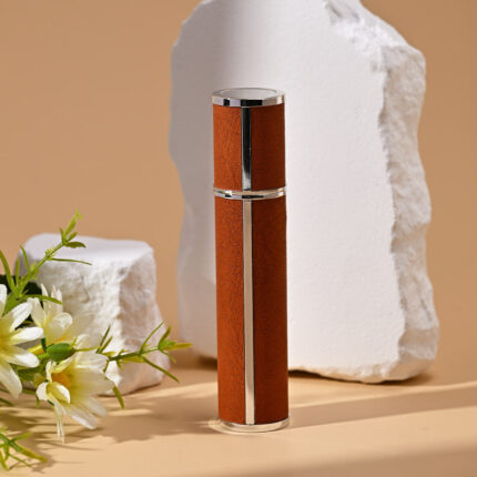 10ml; dark brown; PU skin + electrochemical aluminum nozzle + glass liner