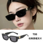 T08 - Black frame gray flakes