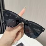 P26 horizontal meter-spiked black frame