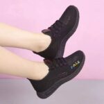Women's Lightweight Breathable Flyknit Running Shoes Soft-Sole Casual Sneakers - Image 2