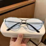 N09 silver frame light blue sheet