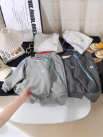 Korean Spring and Autumn New Children's Set 2026 Fashionable Sweatshirt Set for Boys and Girls, Children's Spring Sports Children's Wear - Image 2